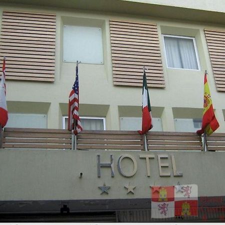 Hotel Castilla Y Leon 瓜达拉哈拉 外观 照片