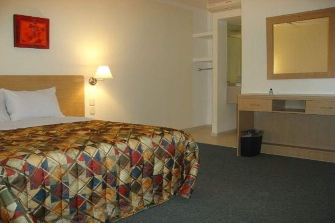Hotel Castilla Y Leon 瓜达拉哈拉 外观 照片