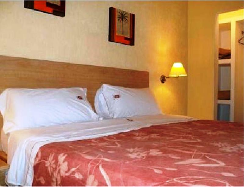 Hotel Castilla Y Leon 瓜达拉哈拉 外观 照片
